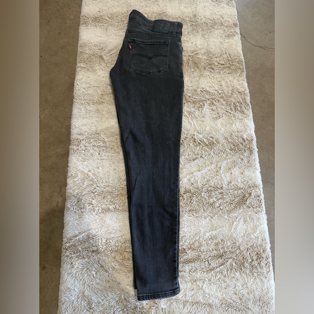 Levi's 711 29x28 Black Skinny Jeans